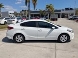 Used 2017 Kia Forte LX image 3