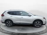 Used 2018 Nissan Rogue SL image 3