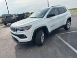 Used 2025 Jeep Compass Latitude image 3