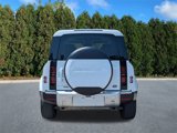 Used 2020 Land Rover Defender 110 SE image 5
