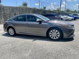Used 2018 Toyota Camry LE image 4