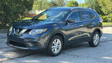 Used 2016 Nissan Rogue SV w/ SV Premium Package image 2