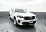 Used 2019 Kia Sorento LX w/ LX Convenience Package image 3
