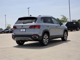 Used 2024 Volkswagen Taos SE image 4