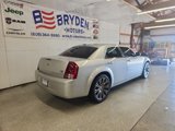 Used 2010 Chrysler 300 S image 3