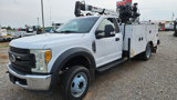 Used 2017 Ford F550 2WD Regular Cab Super Duty image 2