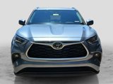 Used 2020 Toyota Highlander XLE image 2
