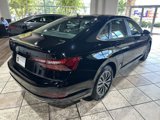 Used 2021 Volkswagen Jetta R-Line image 4