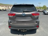 Used 2017 Toyota Highlander XLE image 6