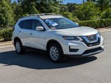 Used 2020 Nissan Rogue SV image 2