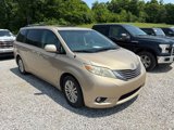 Used 2011 Toyota Sienna XLE image 3