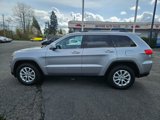 Used 2014 Jeep Grand Cherokee Laredo w/ 18" Wheel & 8.4" Radio Group image 2