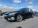 Used 2022 Kia Forte LXS w/ LXS Technology Package image 3