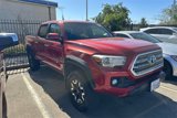 Used 2016 Toyota Tacoma TRD Off-Road image 2