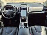 Used 2022 Ford Edge Titanium image 3