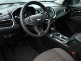 Used 2021 Chevrolet Equinox LT image 2