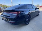 Used 2022 Hyundai Elantra SEL w/ Convenience Package image 5