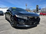 Used 2018 Honda Accord Sport image 4