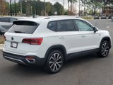 Used 2023 Volkswagen Taos SE image 4