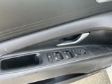 Used 2023 Hyundai Elantra SE image 4