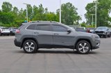 Used 2021 Jeep Cherokee Limited image 2