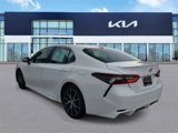 Used 2023 Toyota Camry SE image 4