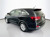 Used 2019 Kia Sorento LX image 5