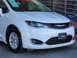 Used 2020 Chrysler Pacifica Touring-L image 2