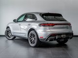 Used 2024 Porsche Macan image 3