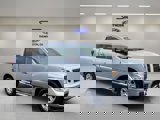 Used 2019 Nissan Titan SV image 3