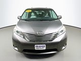 Used 2014 Toyota Sienna XLE image 2