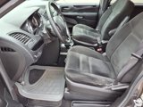Used 2017 Dodge Grand Caravan SE image 4