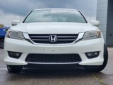Used 2015 Honda Accord Touring image 2