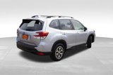 Used 2019 Subaru Forester Premium image 6