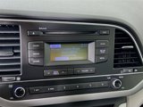 Used 2018 Hyundai Elantra SE image 5