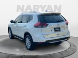Used 2017 Nissan Rogue SV w/ SV Premium Package image 4