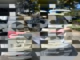 Used 2017 GMC Acadia SLT image 5