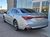 Used 2019 Toyota Avalon XSE image 3
