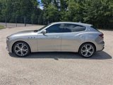 Used 2021 Maserati Levante image 2
