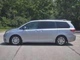 Used 2015 Toyota Sienna XLE image 3