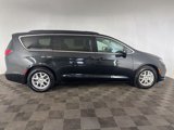 Used 2022 Chrysler Pacifica Touring-L image 5