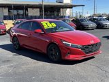 Used 2021 Hyundai Elantra SEL image 3