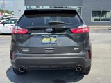 Used 2020 Ford Edge SE image 4