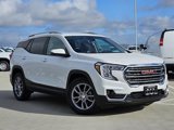 New 2024 GMC Terrain SLT image 2