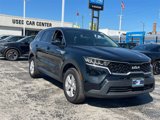 Used 2023 Kia Sorento LX image 2