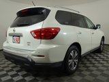 Used 2018 Nissan Pathfinder SL image 3