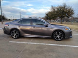 Used 2018 Toyota Camry SE image 4