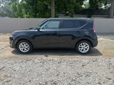 Used 2024 Kia Soul LX w/ LX Technology Package image 2