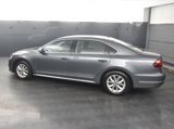 Used 2017 Volkswagen Passat 1.8T S image 3