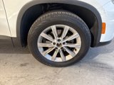 Used 2017 Volkswagen Tiguan Limited w/ Premium Package image 5